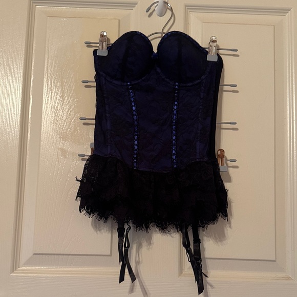 Black and Blue Corset Lingerie Top and Thong with Fishnet Over Knee Tights - Picture 1 of 8